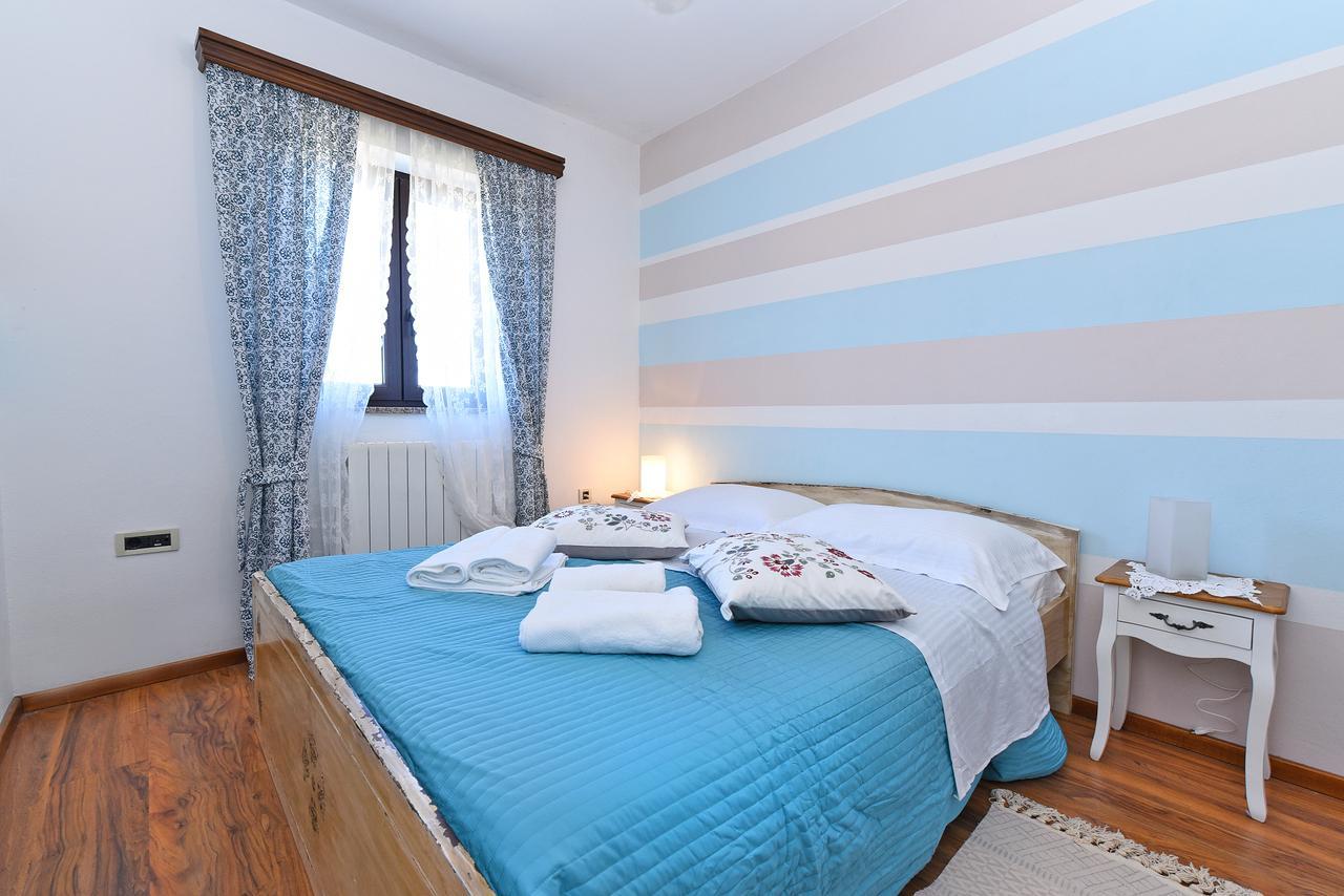 Apartment Modrusani 1561 Žminj Extérieur photo